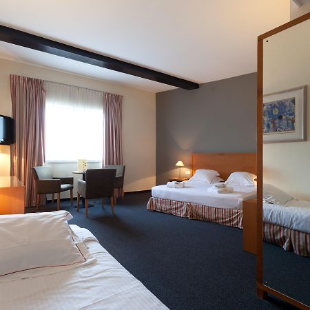 Ghent River Hotel Ruang foto