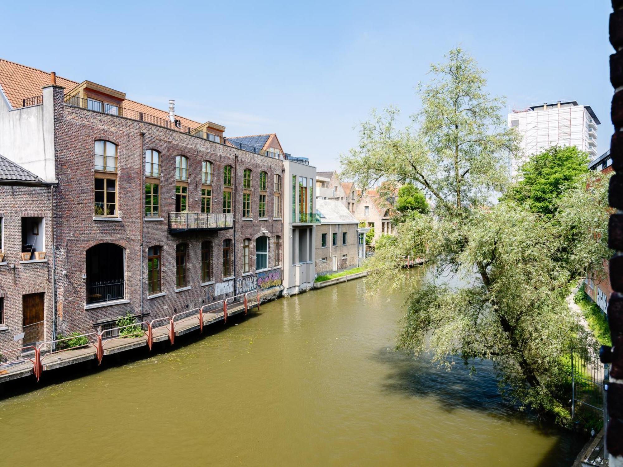 Ghent River Hotel Bagian luar foto